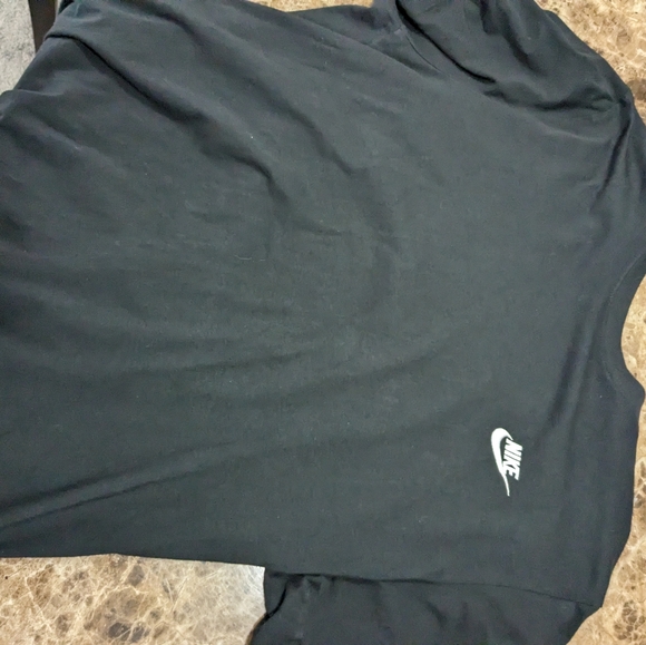 Nike T shirt - Picture 1 of 2